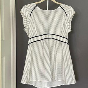 2-for-1 Motherhood Maternity Short Sleeve Blouses